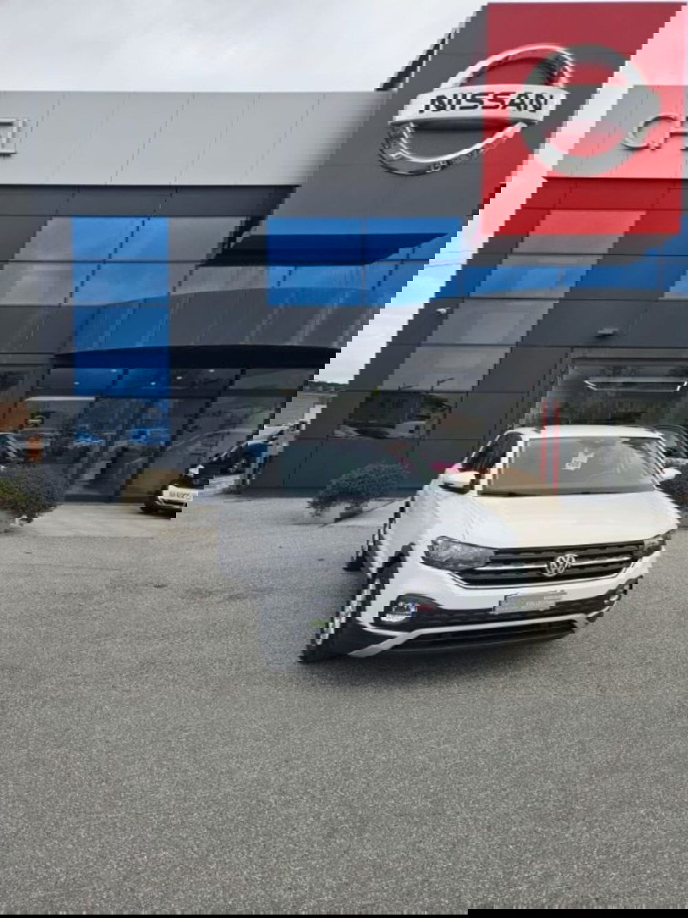 Volkswagen T-Cross nuova a Lucca