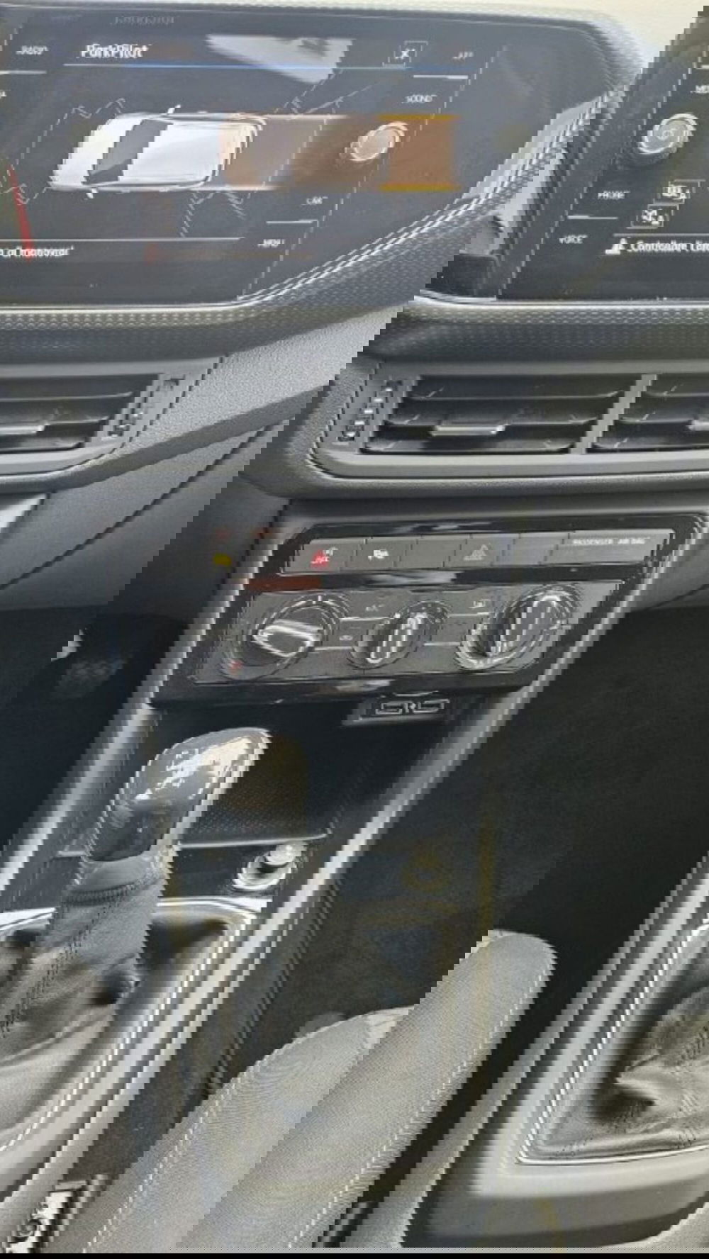 Volkswagen T-Cross nuova a Lucca (13)