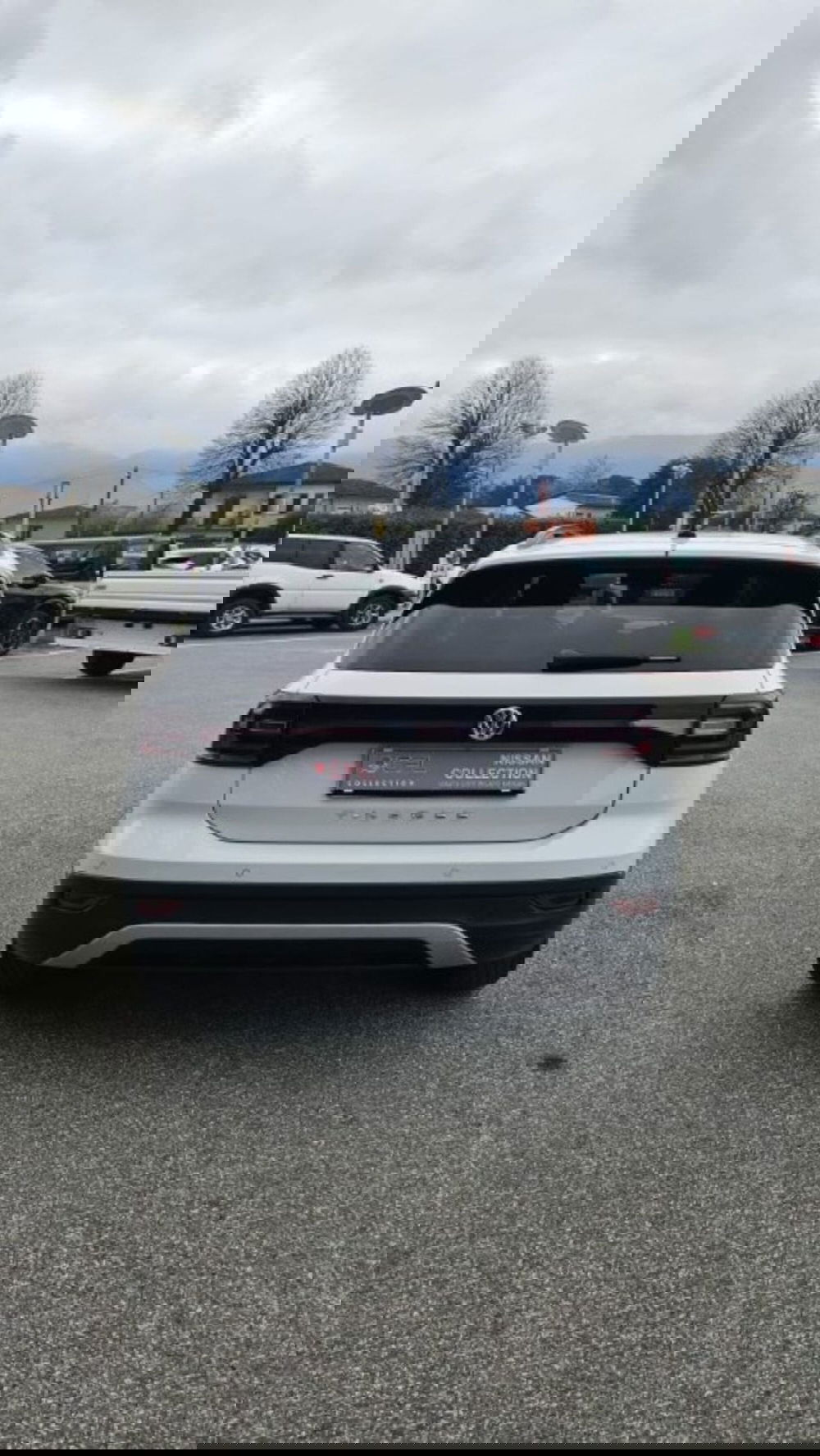 Volkswagen T-Cross nuova a Lucca (5)