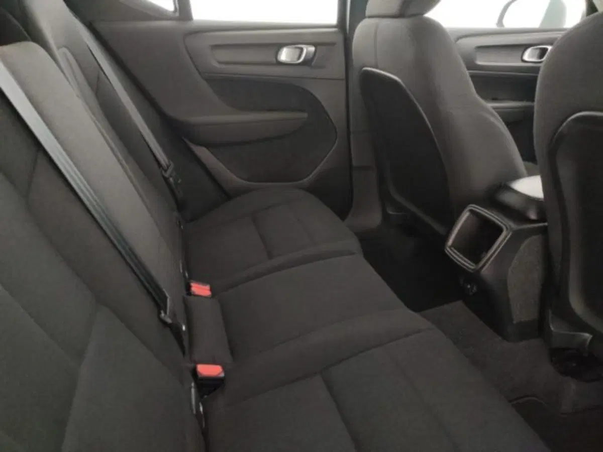 Volvo XC40 usata a Modena (11)