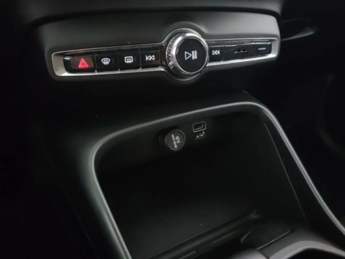Volvo XC40 usata a Modena (18)