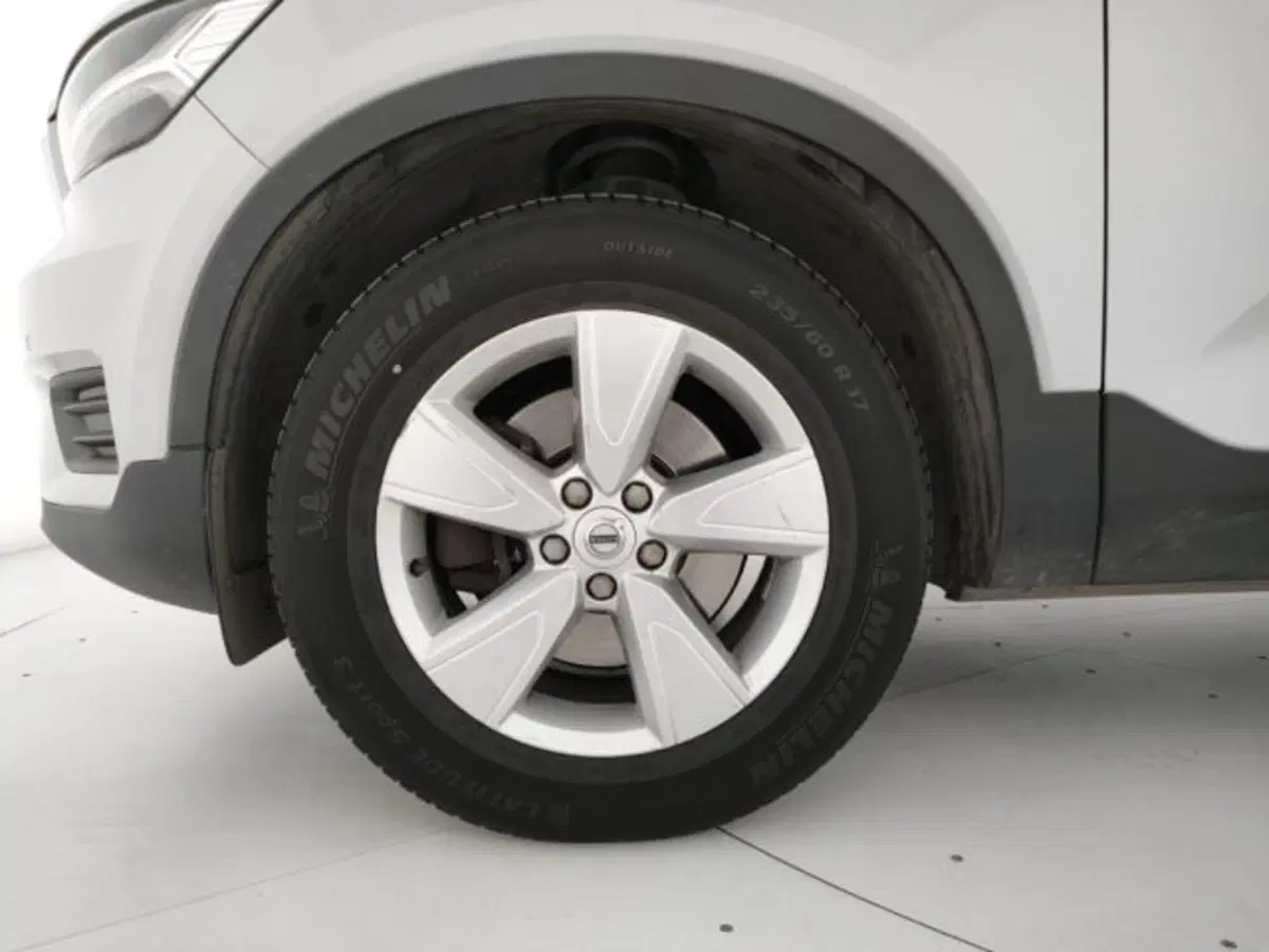 Volvo XC40 usata a Modena (8)