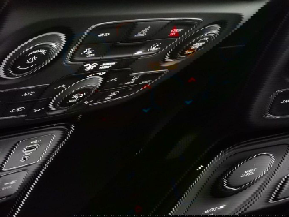 Jeep Compass usata a Modena (15)