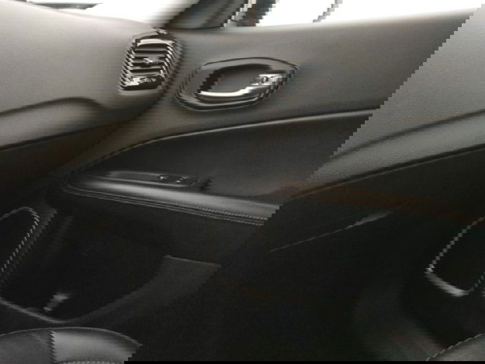 Jeep Compass usata a Modena (17)
