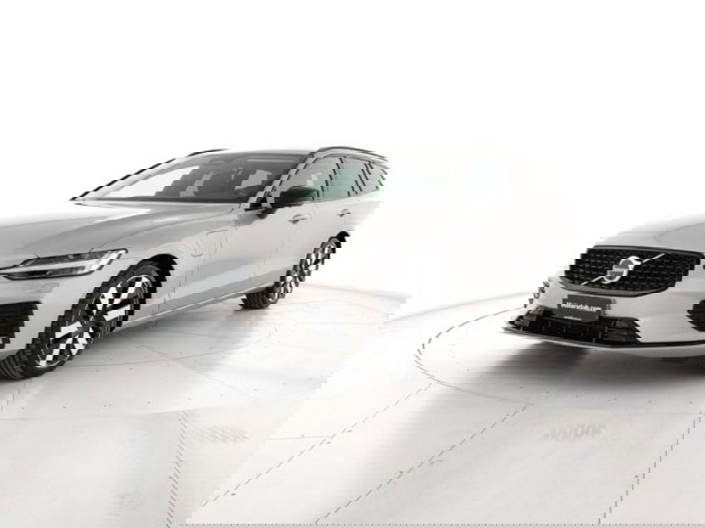 Volvo V60 nuova a Modena (2)