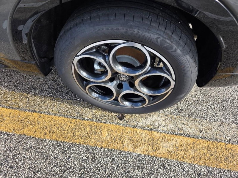 Alfa Romeo Tonale usata a Perugia (15)