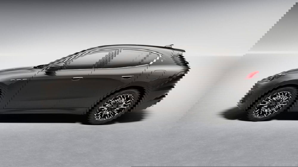 Maserati Grecale nuova a Perugia (3)