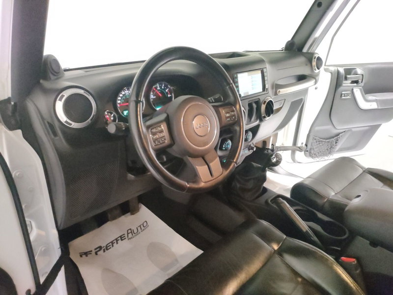 Jeep Wrangler usata a Teramo (11)