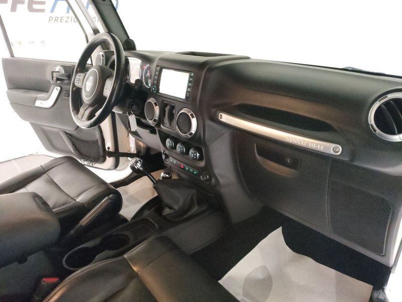 Jeep Wrangler usata a Teramo (12)