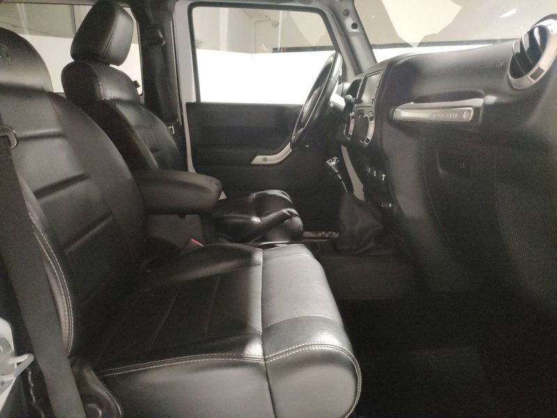 Jeep Wrangler usata a Teramo (15)