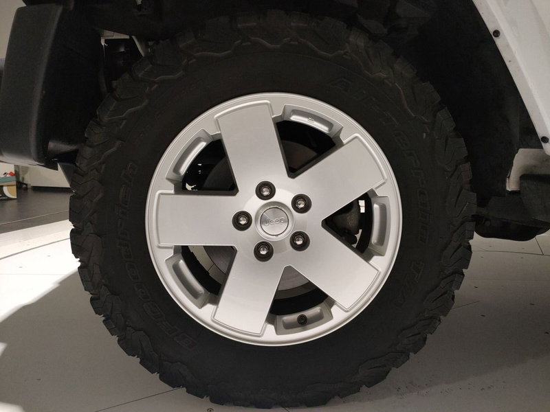 Jeep Wrangler usata a Teramo (7)