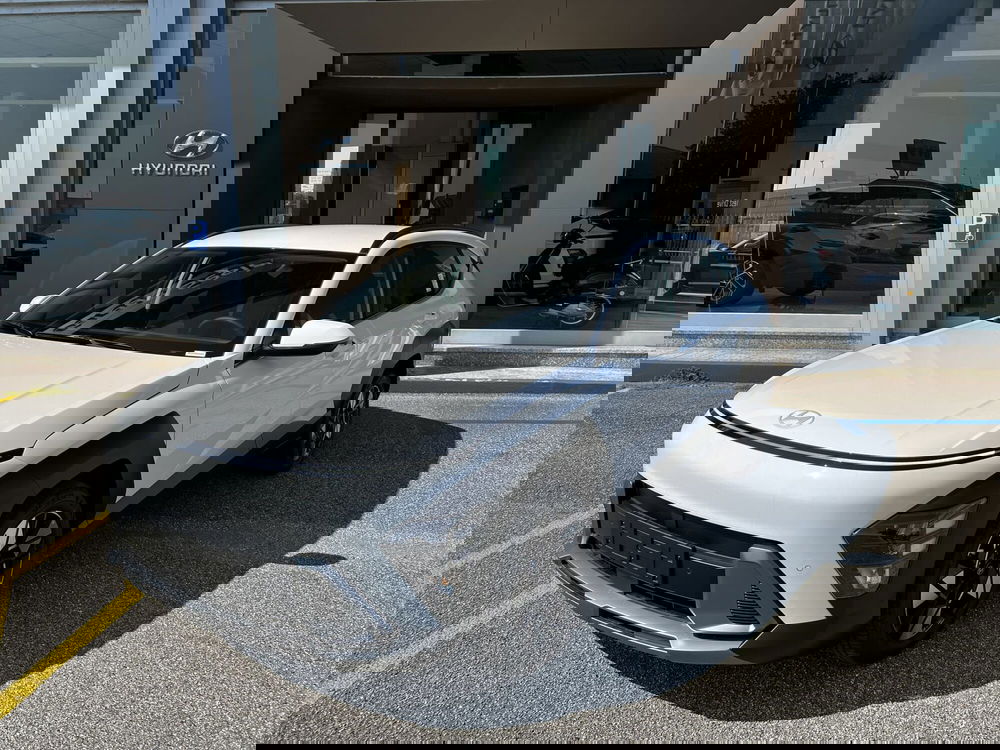 Hyundai Kona nuova a Vercelli (2)