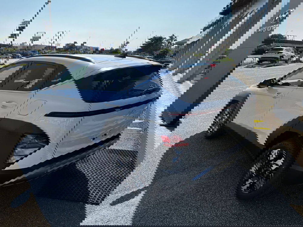 Hyundai Kona nuova a Vercelli (4)