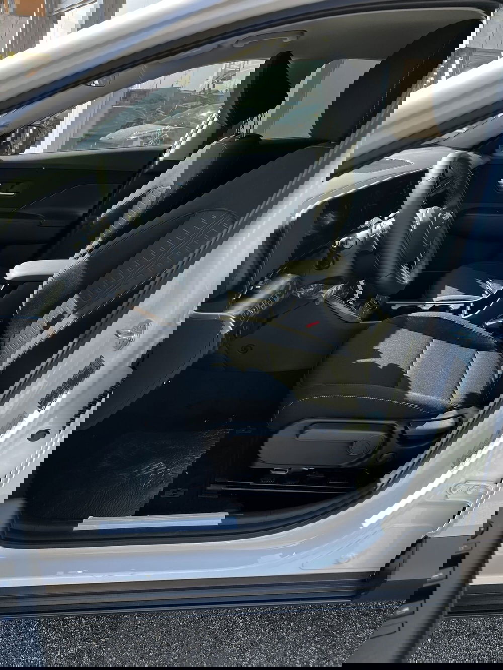 Hyundai Kona nuova a Vercelli (8)