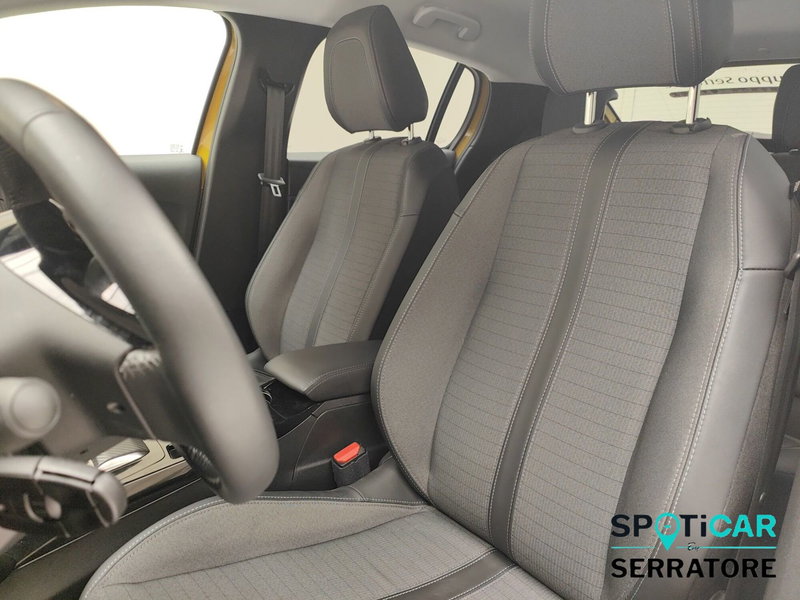 Peugeot 208 usata a Como (13)