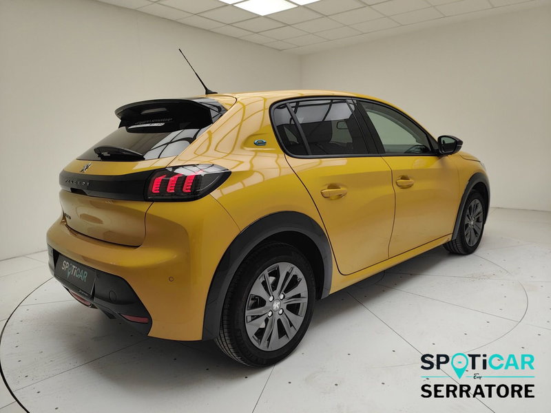 Peugeot 208 usata a Como (5)