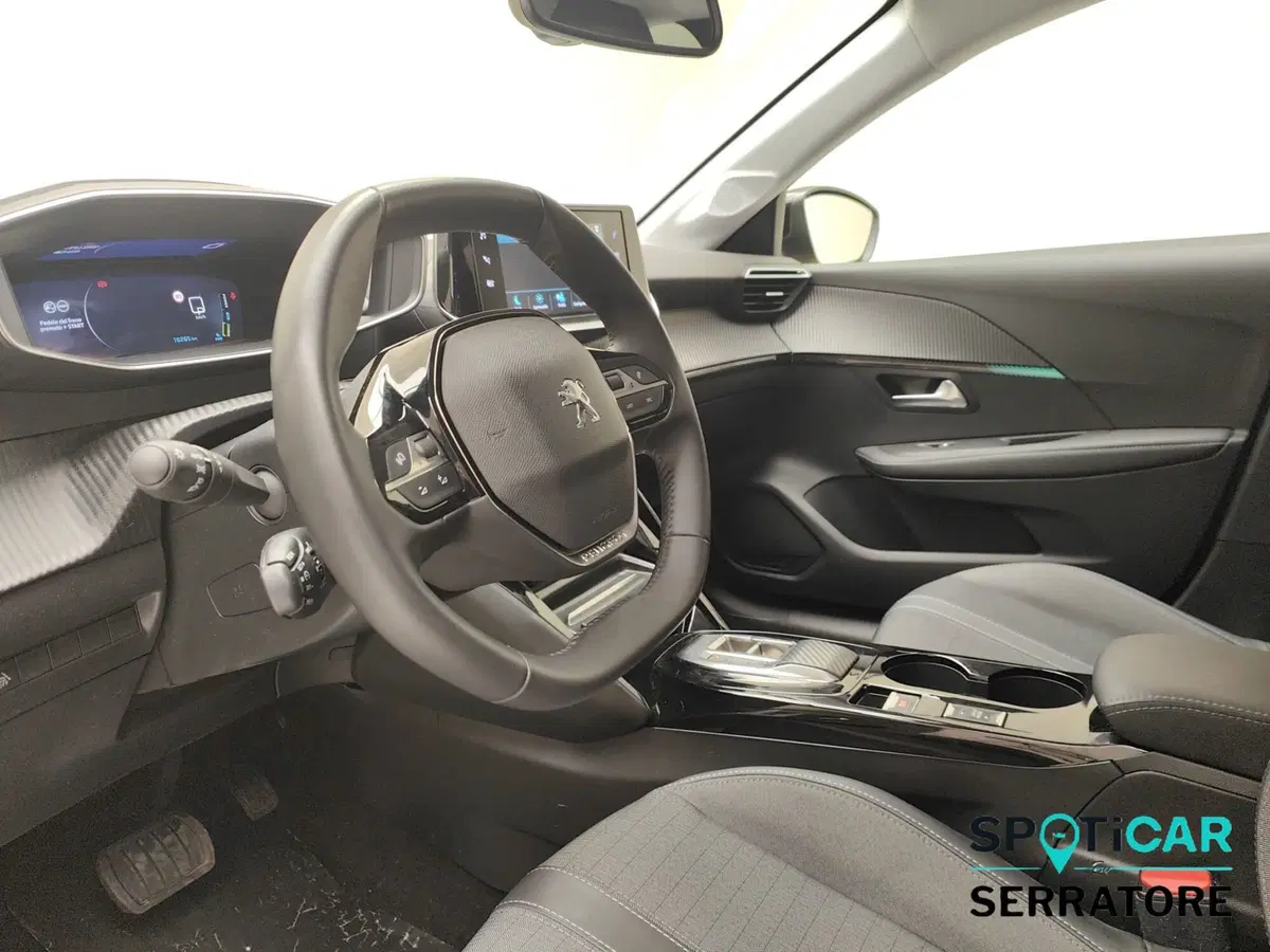 Peugeot 208 usata a Como (7)
