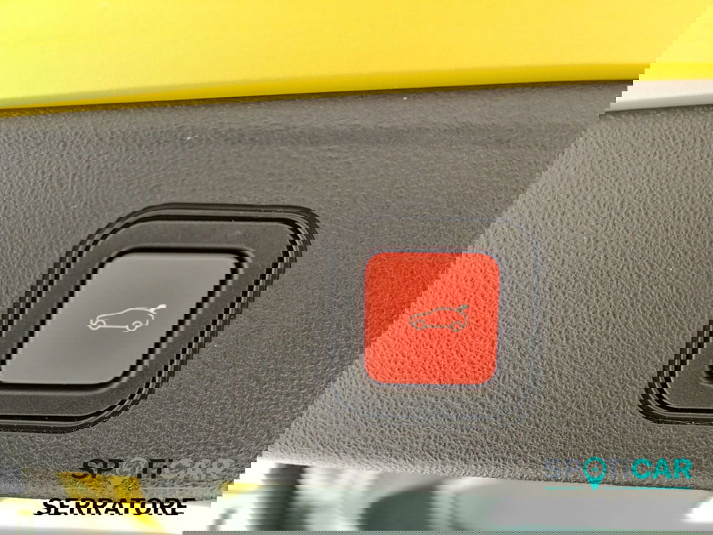 Jeep Avenger usata a Como (13)