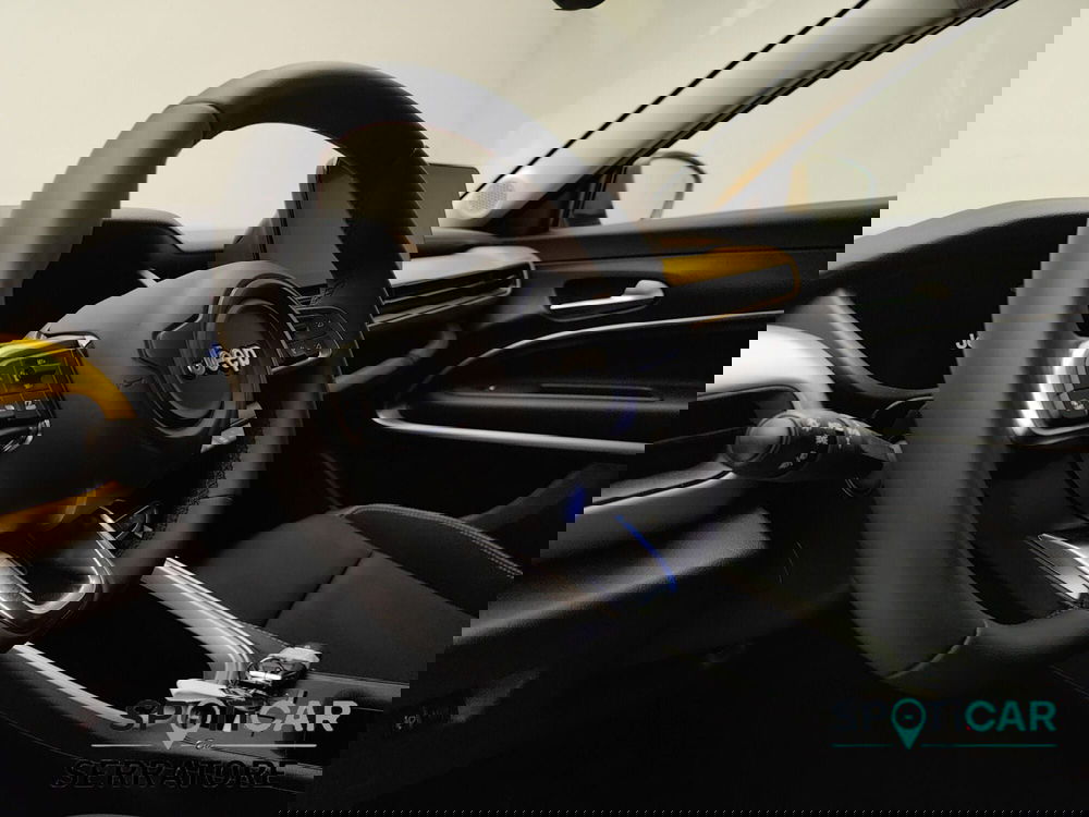 Jeep Avenger usata a Como (9)