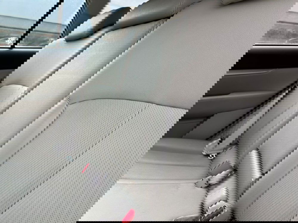 Subaru Outback usata a Sondrio (11)