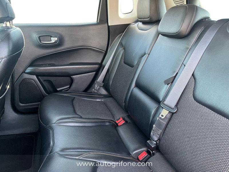 Jeep Compass usata a Modena (13)