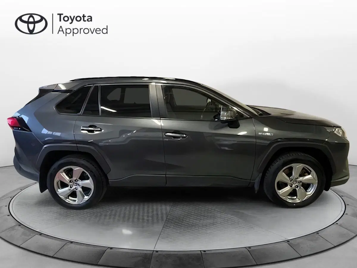 Toyota Rav4 usata a Como (12)