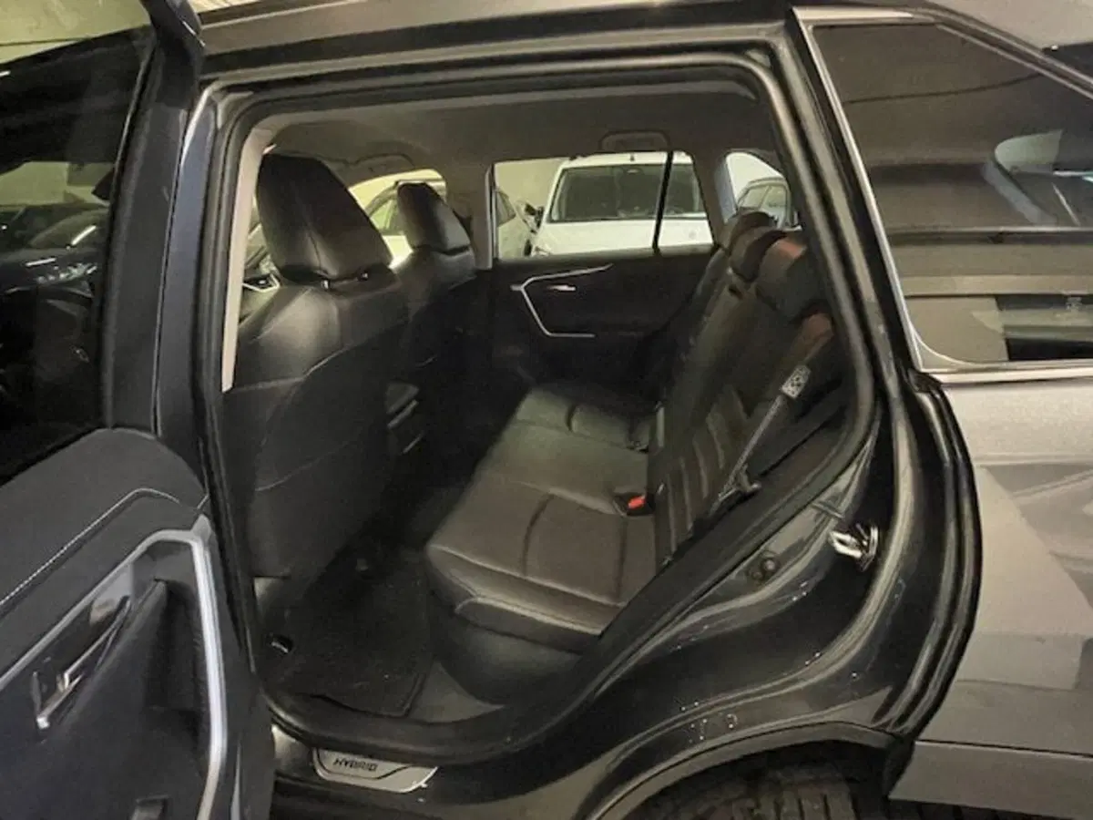 Toyota Rav4 usata a Como (7)