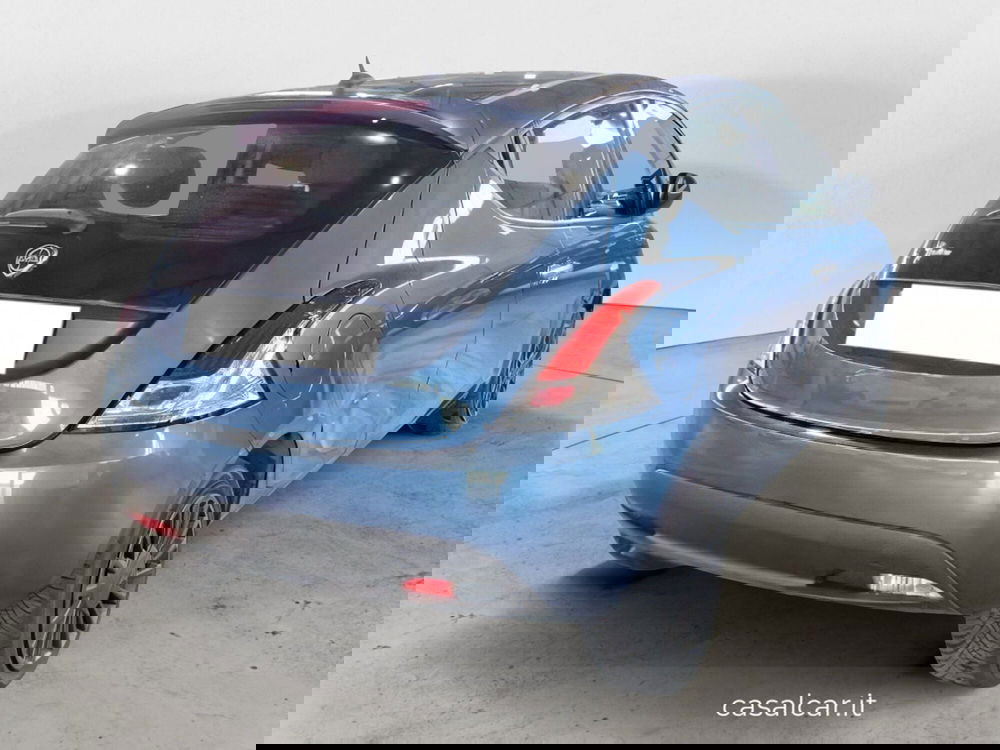 Lancia Ypsilon usata a Potenza (3)