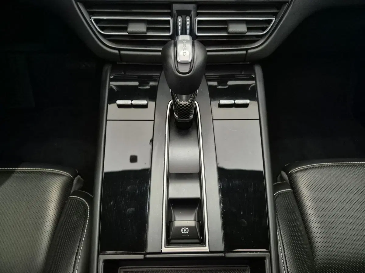 Porsche Macan usata a Alessandria (10)