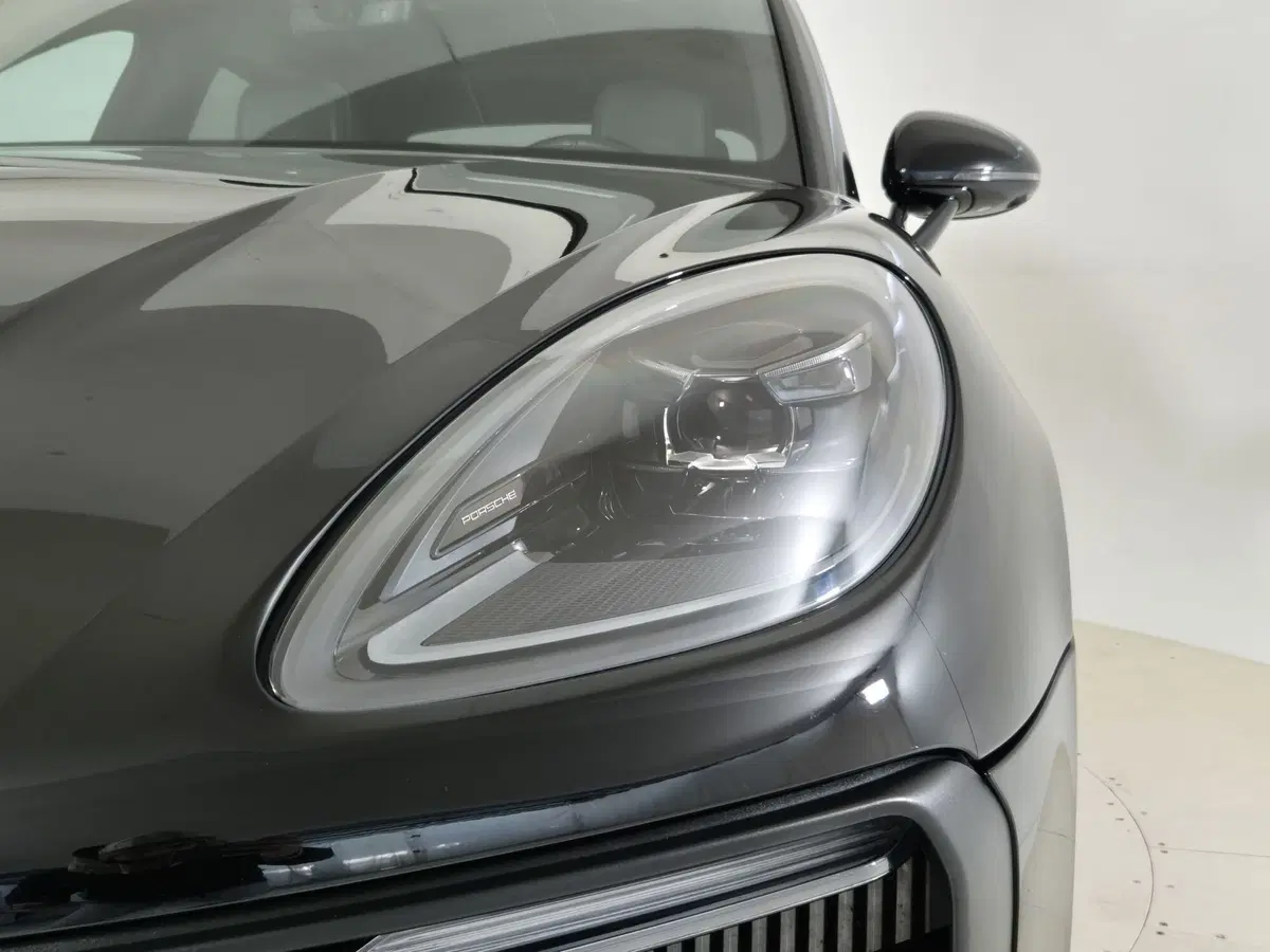 Porsche Macan usata a Alessandria (17)