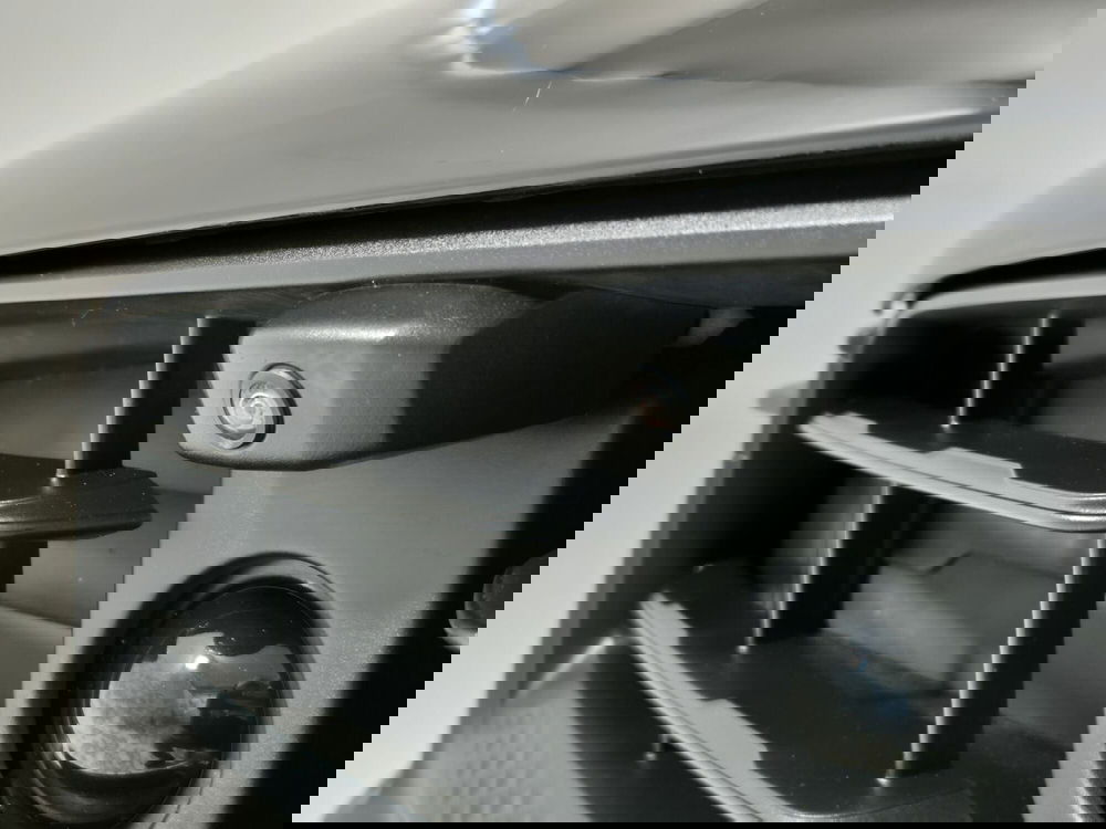 Porsche Macan usata a Alessandria (19)