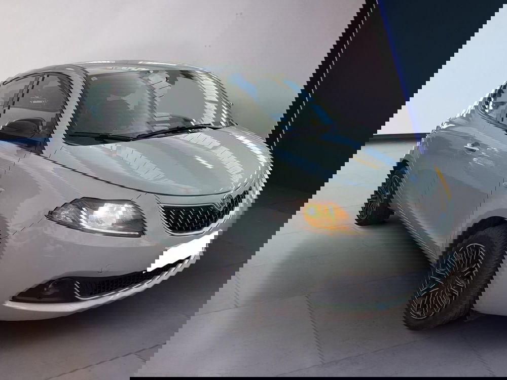 Lancia Ypsilon usata a Torino (2)