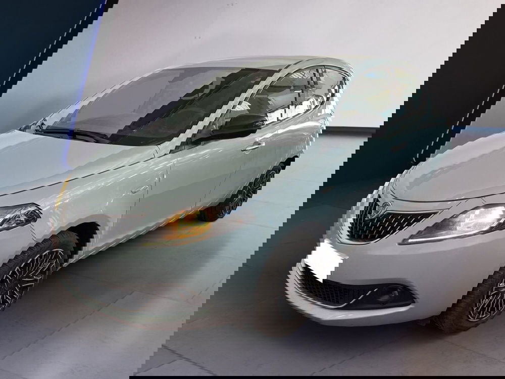 Lancia Ypsilon usata a Torino (3)