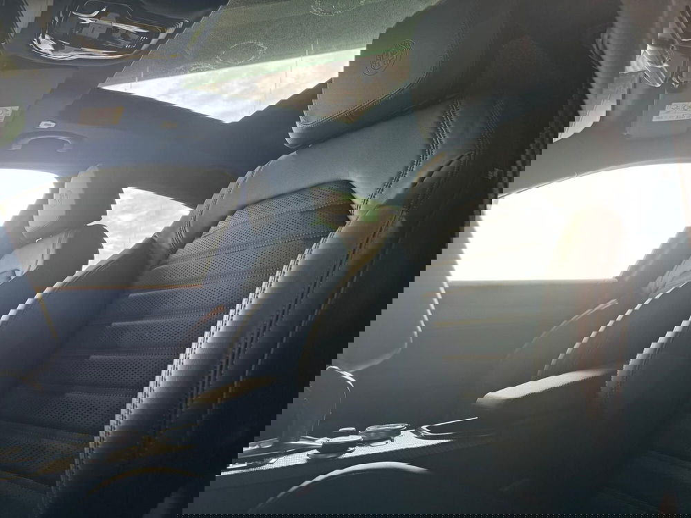 Alfa Romeo Stelvio nuova a Milano (11)