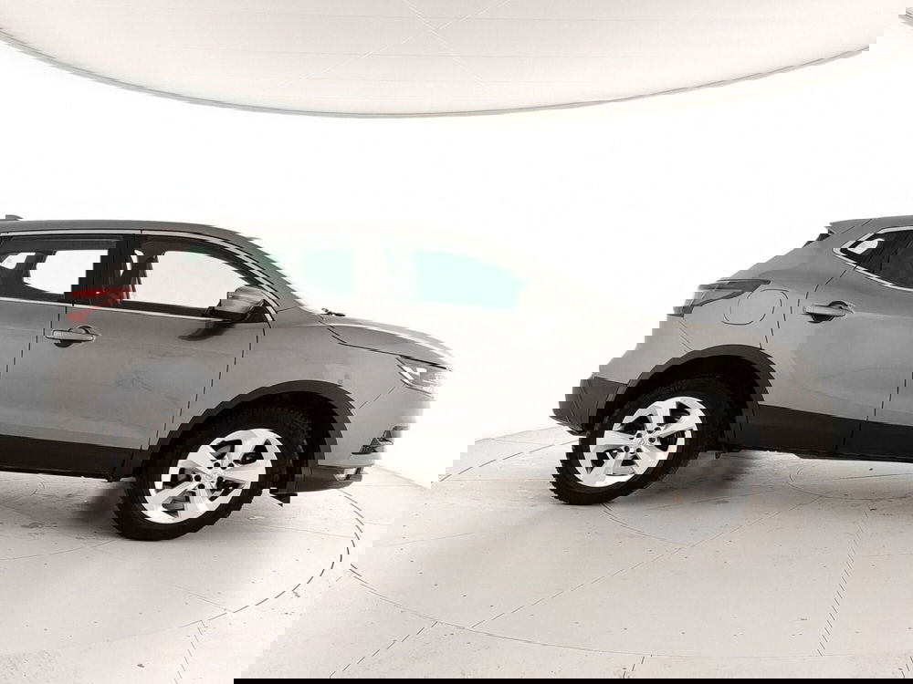 Nissan Qashqai usata a Caserta (7)