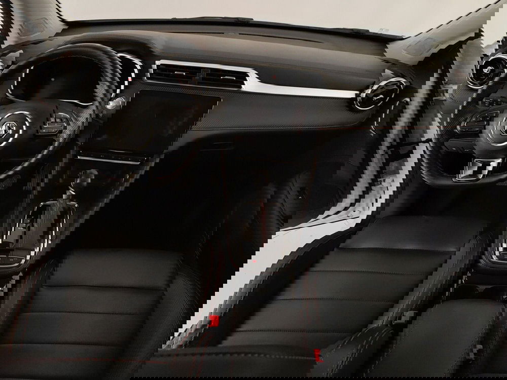 Mg ZS usata a Caserta (15)