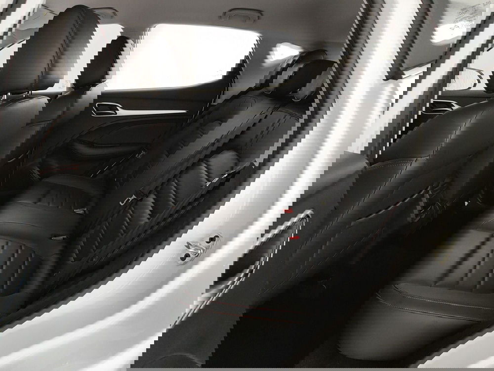 Mg ZS usata a Caserta (19)