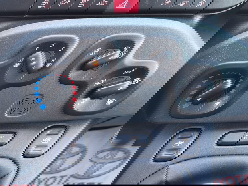 Fiat Panda Cross usata a Siracusa (13)