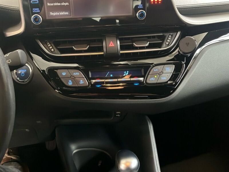 Toyota Toyota C-HR usata a Vicenza (15)