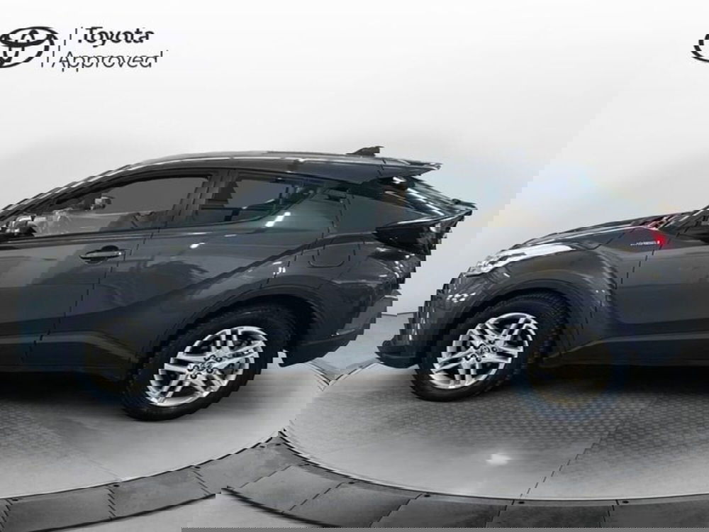 Toyota Toyota C-HR usata a Vicenza (6)
