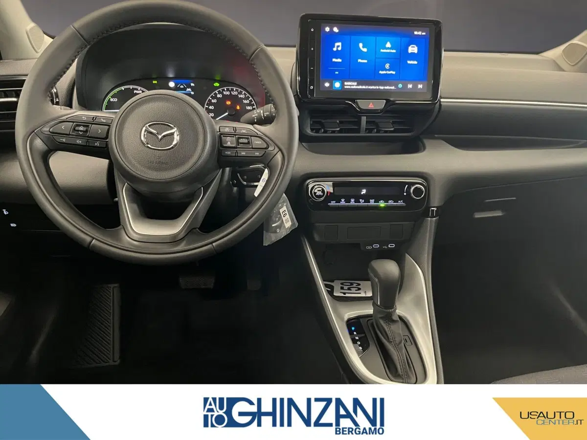 Mazda Mazda2 Hybrid nuova a Bergamo (8)