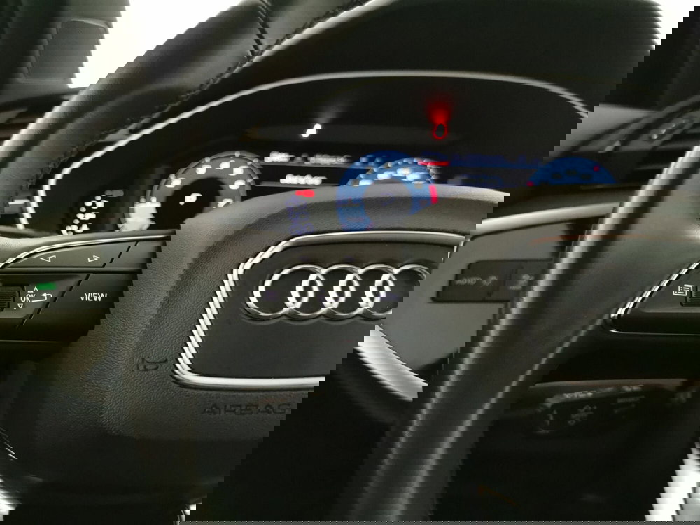 Audi Q3 Sportback usata a Chieti (10)