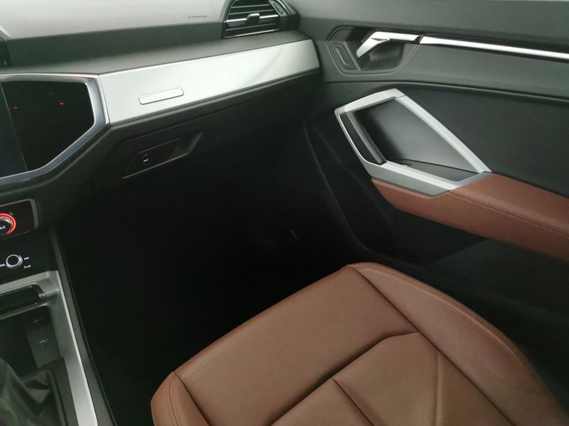 Audi Q3 Sportback usata a Chieti (19)