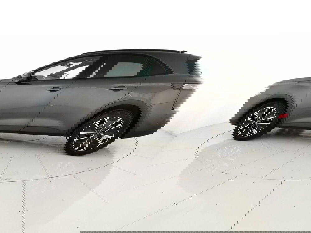 Ds DS 7 nuova a Chieti (2)