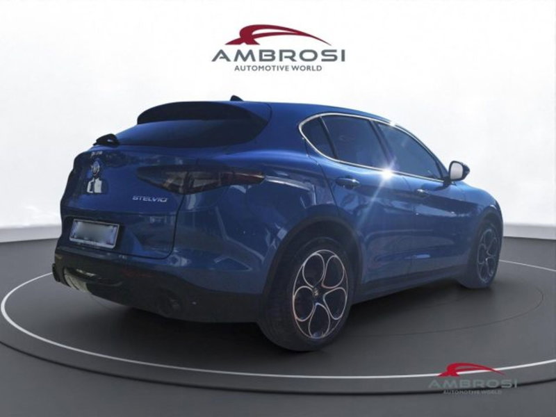 Alfa Romeo Stelvio usata a Perugia (3)