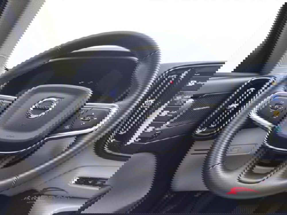 Volvo XC40 usata a Perugia (13)