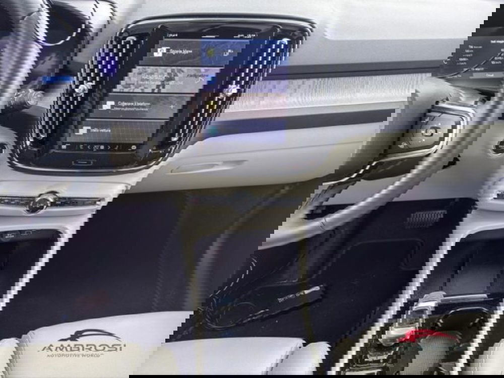 Volvo XC40 usata a Perugia (15)