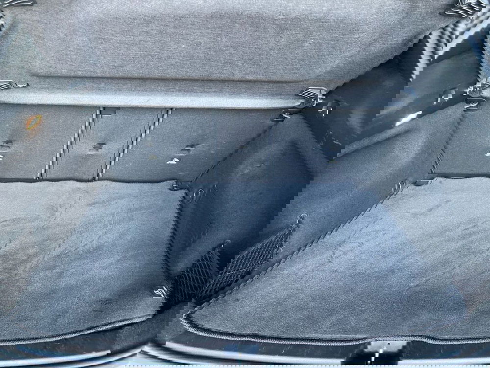 Mercedes-Benz GLA SUV usata a Bergamo (8)