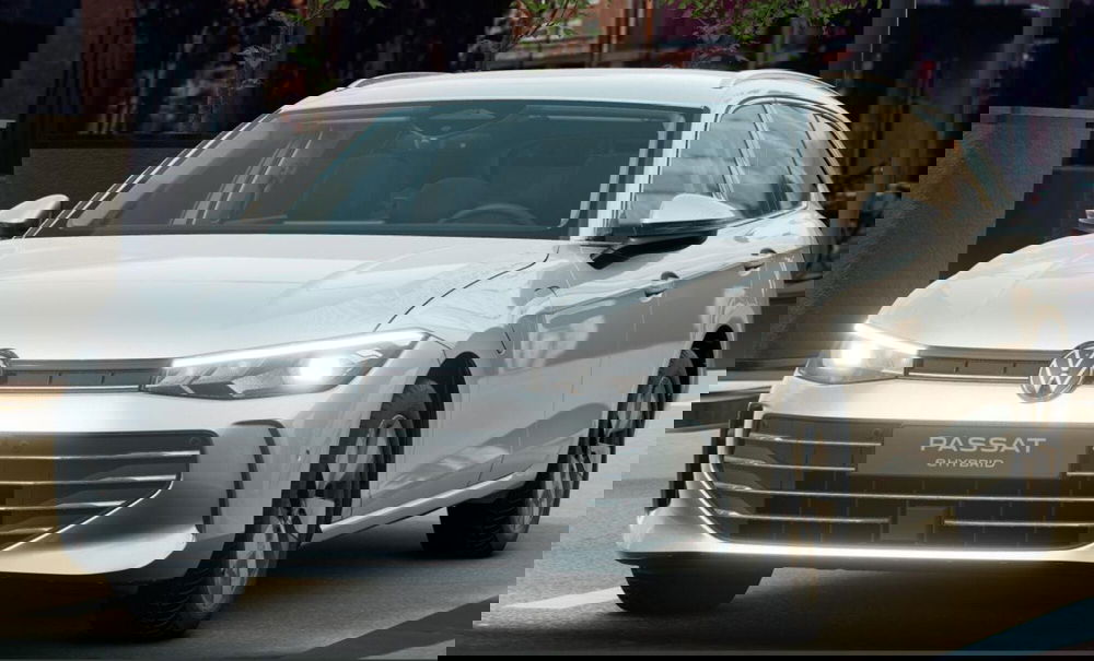 Volkswagen Passat nuova a Bologna