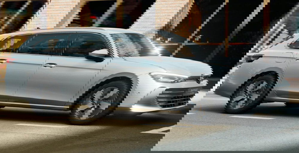 Volkswagen Passat nuova a Bologna (3)